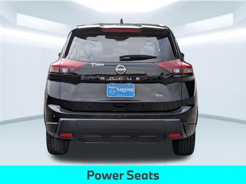 Used 2024 Nissan Rogue SV FWD image 6