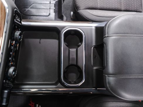 Used 2024 Chevrolet Silverado 2500 LT w/ Z71 Sport Edition image 18