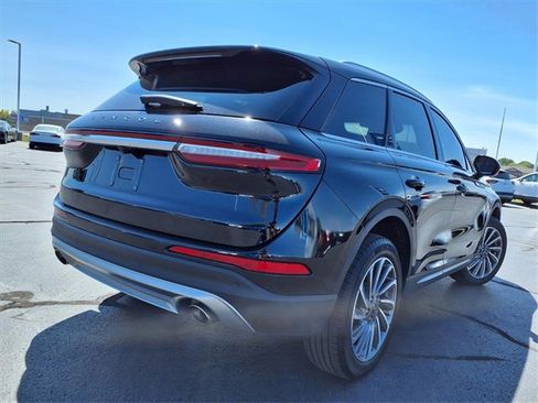 Used 2023 Lincoln Corsair Reserve image 32