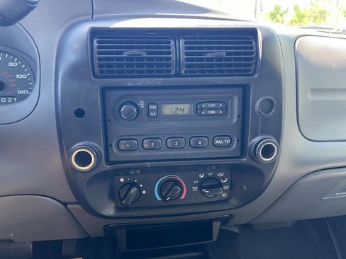 Used 2009 Ford Ranger XL image 13