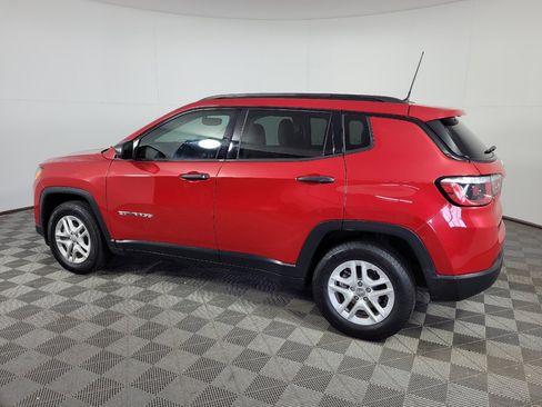 Used 2018 Jeep Compass Sport FWD image 3