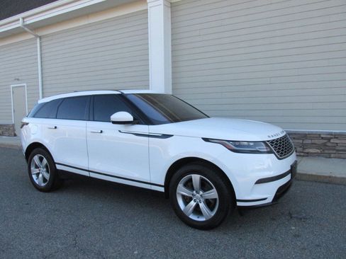 Used 2018 Land Rover Range Rover Velar S image 4