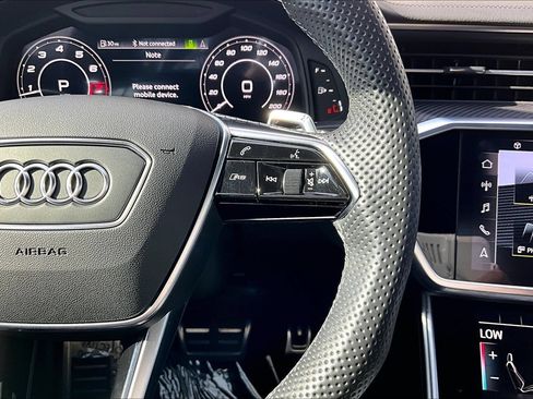 Used 2023 Audi RS 6 AWD/4WD image 19