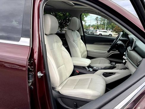 Used 2022 Kia Telluride EX w/ EX Premium Package image 8