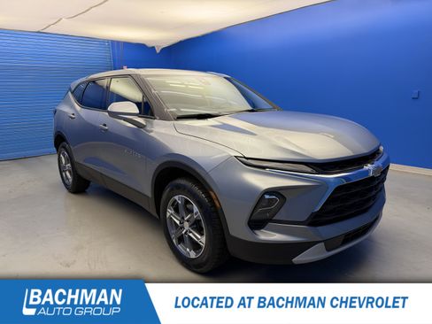 Used 2024 Chevrolet Blazer LT w/ Driver Confidence Package FWD image 1