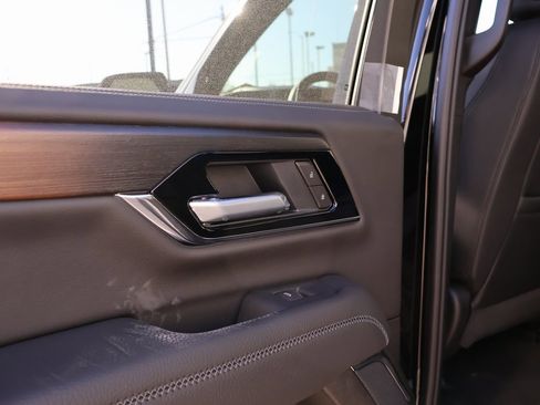 New 2026 GMC Yukon Denali w/ Denali Reserve Package image 26