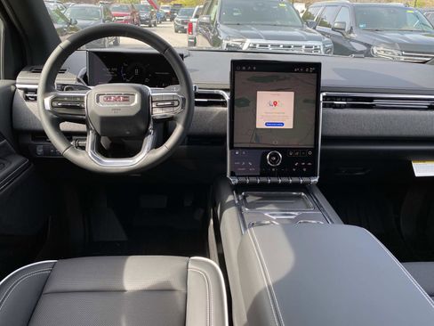 New 2026 GMC Sierra EV Elevation image 9