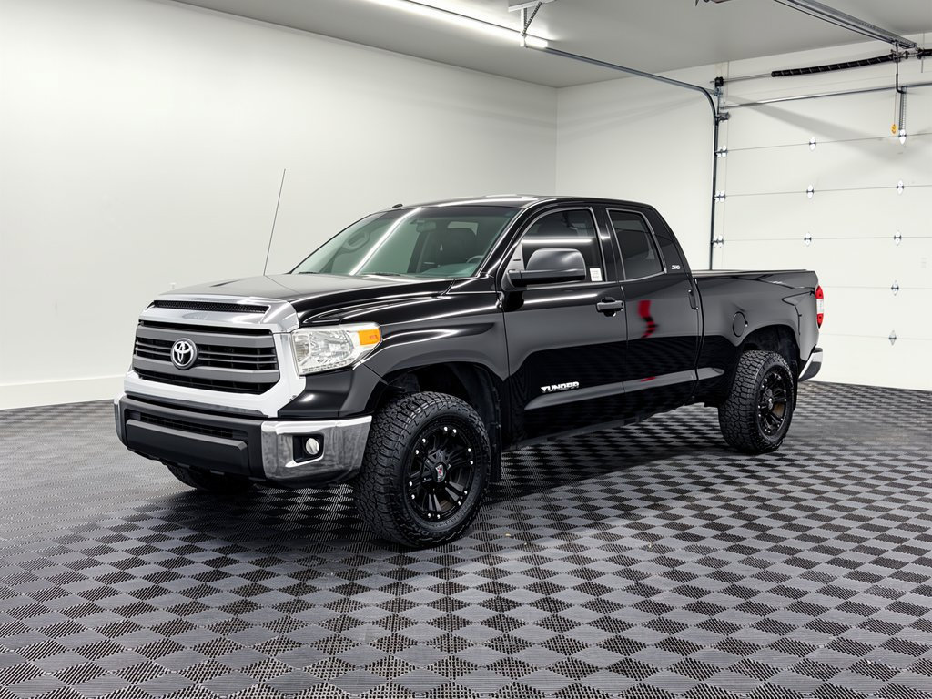 Used 2014 Toyota Tundra SR5 AWD/4WD image 1