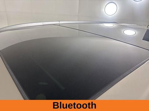 Used 2023 Nissan Rogue SL w/ SL Premium Package image 11