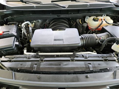 Used 2025 Chevrolet Suburban High Country AWD/4WD image 41