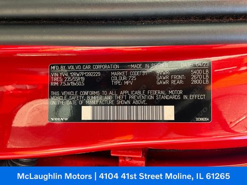 Certified 2023 Volvo XC60 B5 Plus AWD/4WD image 19