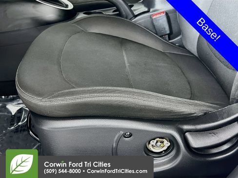 Used 2015 Kia Soul FWD image 21