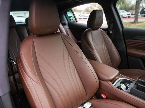 Used 2023 Maserati Grecale GT image 29