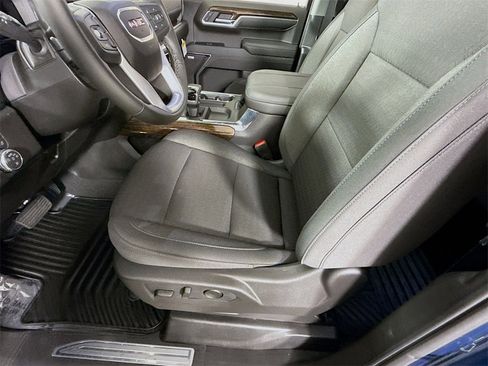 New 2026 GMC Sierra 1500 Elevation w/ Preferred Package image 15