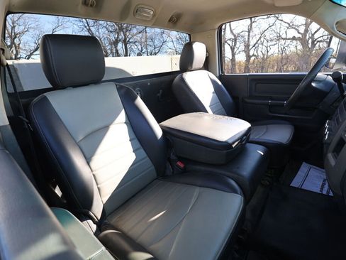 Used 2012 RAM 5500 w/ PWR Accessory Group image 25