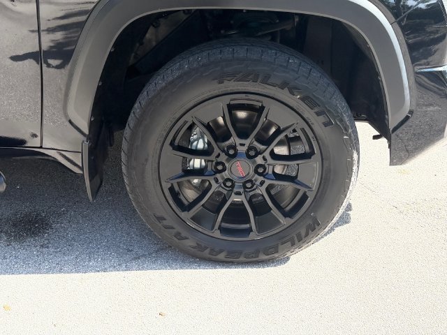 Used 2024 Toyota Tundra Limited w/ TRD Off-Road Package AWD/4WD image 10