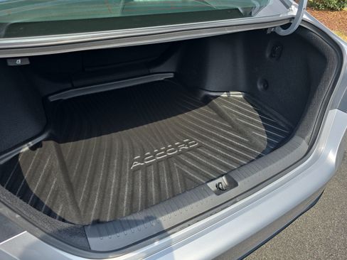 Used 2025 Honda Accord Sport image 12