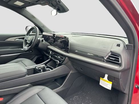 New 2025 Chevrolet Traverse LT w/ Enhanced Driving Package image 31