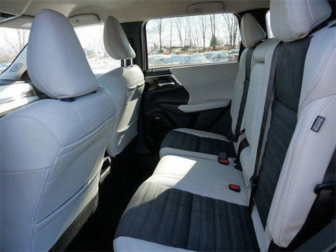 New 2026 Mitsubishi Outlander SE AWD/4WD image 5