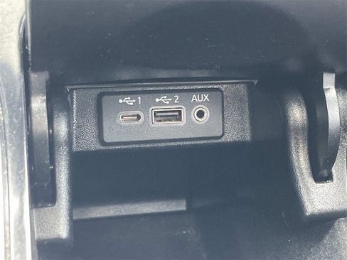 Certified 2023 Nissan Maxima SR w/ Sport Mat Group image 31