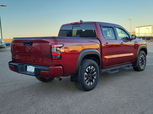 Used 2024 Nissan Frontier PRO-4X w/ Technology Package image 4