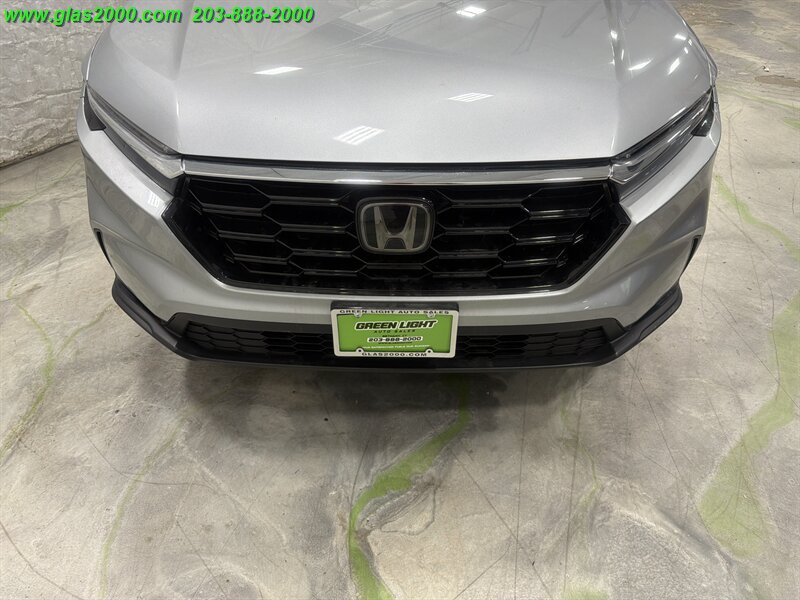 Used 2023 Honda CR-V EX image 18