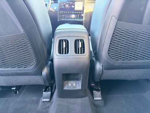 Used 2023 Hyundai Tucson Limited image 33