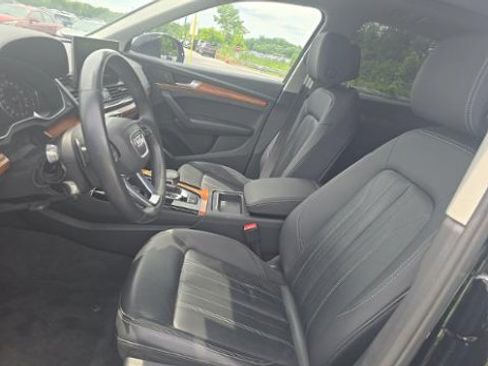 Used 2021 Audi Q5 2.0T Premium AWD/4WD image 6