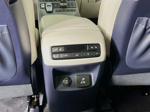 Used 2024 Hyundai Palisade Limited AWD/4WD image 27