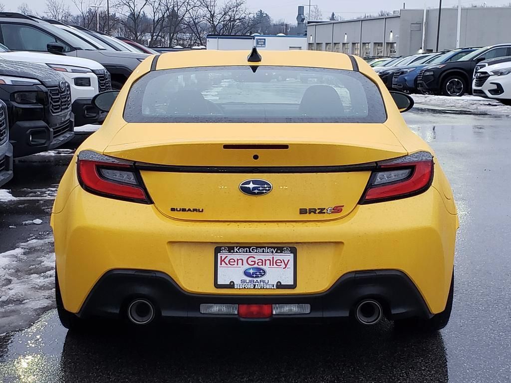 New 2026 Subaru BRZ Series.Yellow RWD image 4