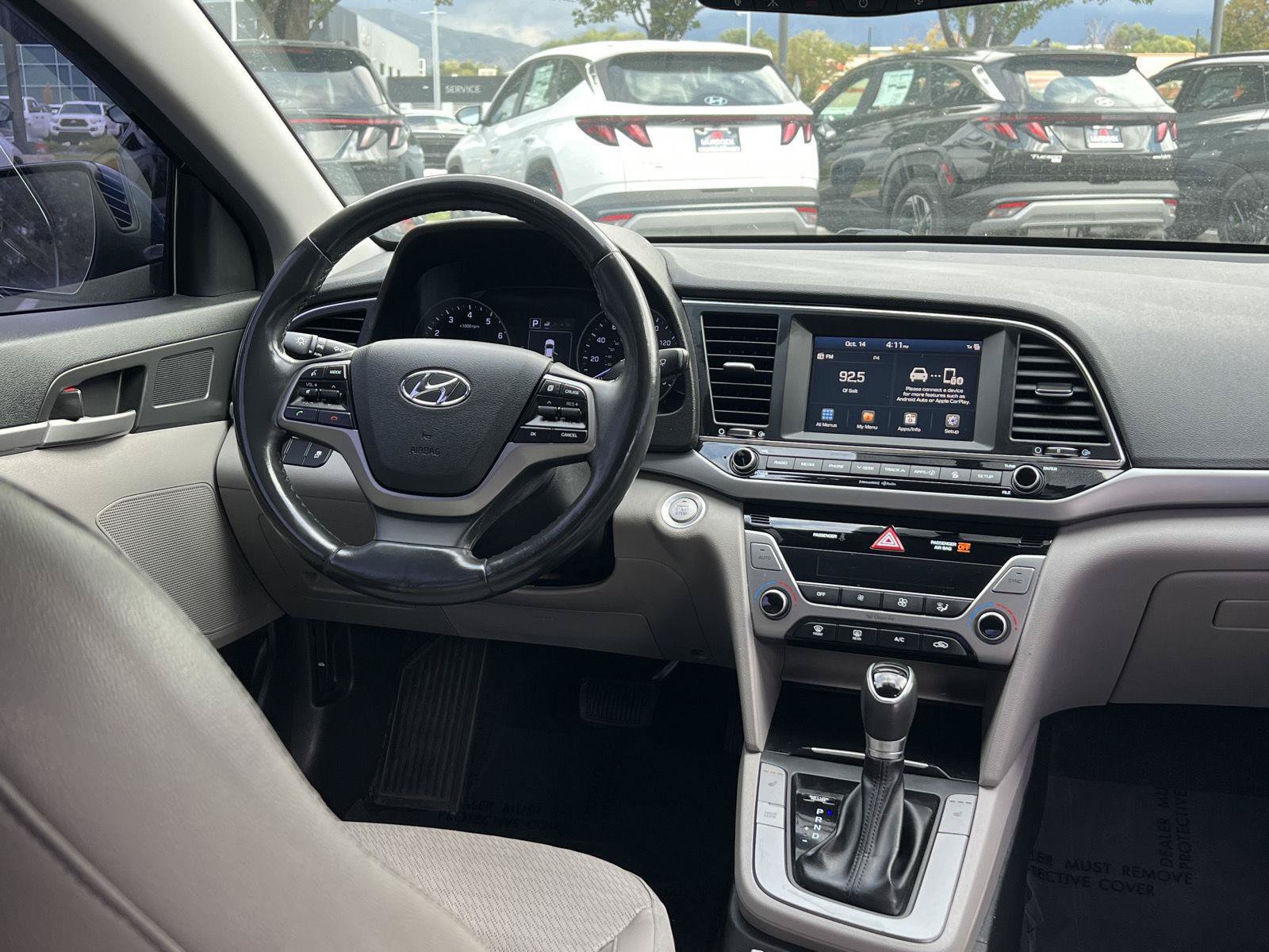 Used 2018 Hyundai Elantra Limited w/ Cargo Package FWD image 2