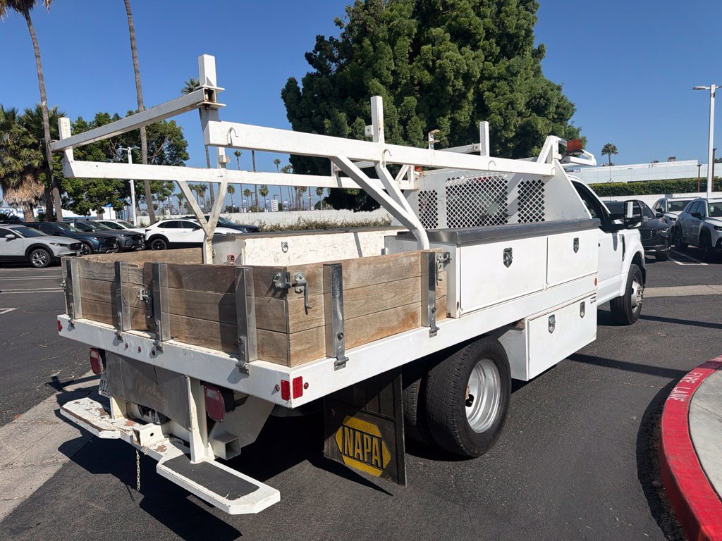 Used 2020 Ford F350 2WD Regular Cab DRW Super Duty image 15