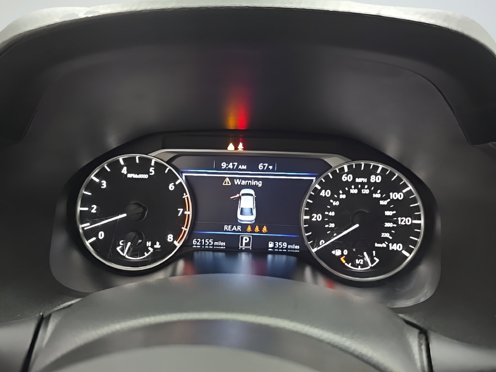 Used 2024 Nissan Altima 2.5 SV FWD image 37