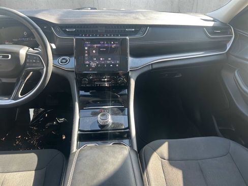 Used 2023 Jeep Grand Cherokee L Laredo w/ Luxury Tech Group I image 14