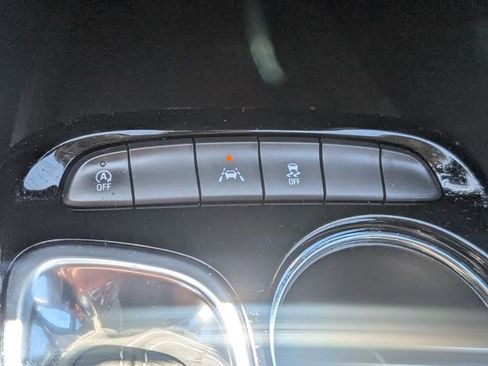 Used 2023 Buick Encore GX Essence w/ Experience Buick Package FWD image 27
