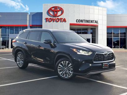 New 2026 Toyota Highlander Platinum