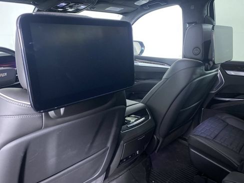 New 2026 Cadillac Escalade Platinum Sport w/ LPO, ONYX Package AWD/4WD image 18