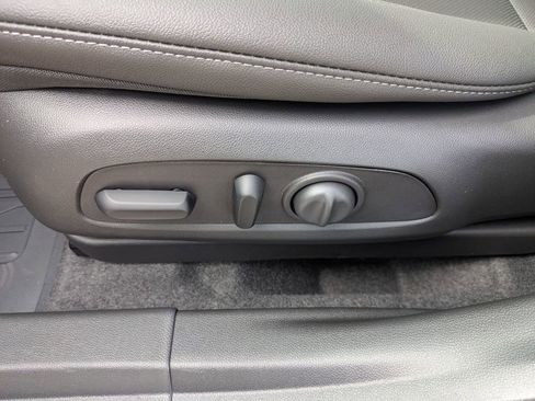 New 2026 Chevrolet Trax ACTIV w/ Driver Confidence Package image 16