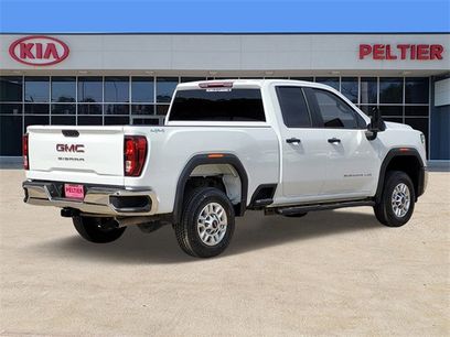 Used 2024 GMC Sierra 2500 Pro w/ Convenience Package