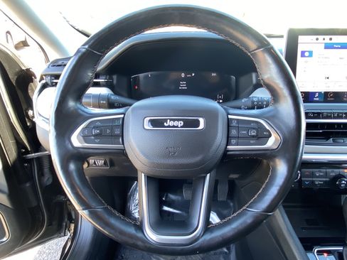 Used 2022 Jeep Compass Limited w/ Elite Group image 26