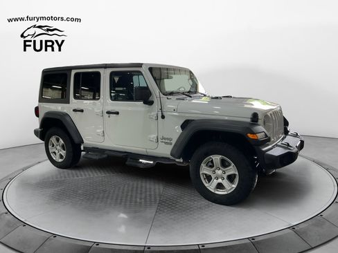 Used 2018 Jeep Wrangler Unlimited Sport S AWD/4WD image 1