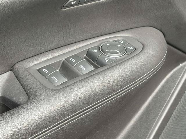 Used 2024 Cadillac XT5 Premium Luxury w/ LPO, Floor Liner Package AWD/4WD image 17