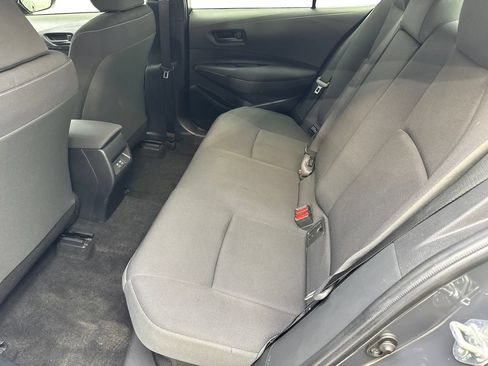 Used 2024 Toyota Corolla LE w/ LE Convenience Package FWD image 33