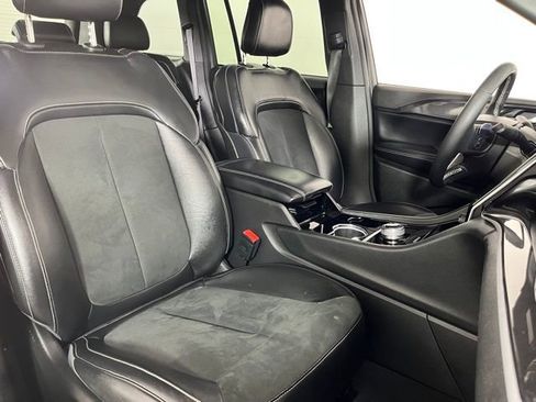 Used 2023 Jeep Grand Cherokee Altitude image 44