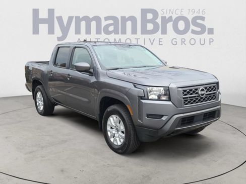 Used 2022 Nissan Frontier SV w/ Technology Package AWD/4WD image 1