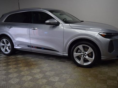 New 2025 Audi Q5 Prestige image 3