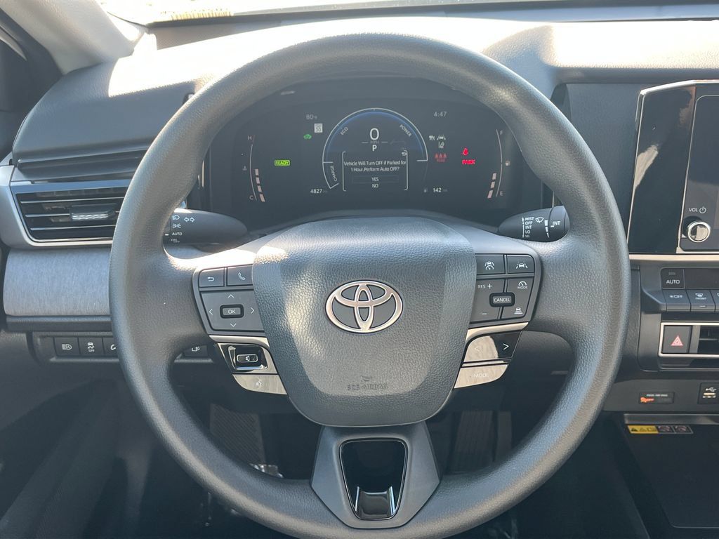 Used 2026 Toyota Camry LE w/ Convenience Package FWD image 15