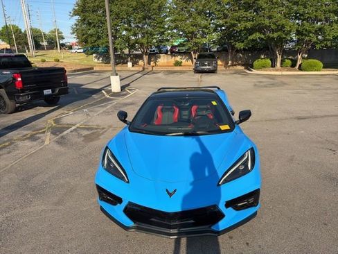 Used 2023 Chevrolet Corvette Stingray Premium Conv w/ Z51 Performance Package RWD image 9