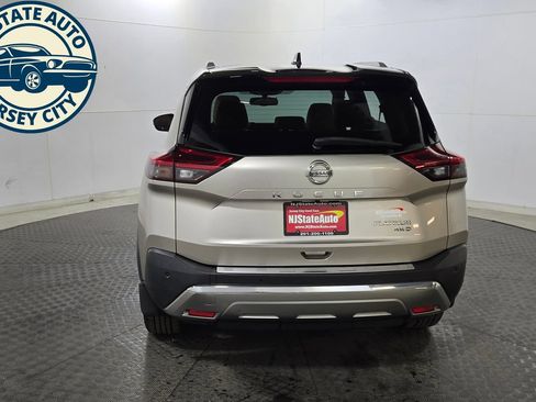 Used 2021 Nissan Rogue Platinum AWD/4WD image 6