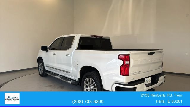 Used 2024 Chevrolet Silverado 1500 High Country w/ Technology Package AWD/4WD image 5